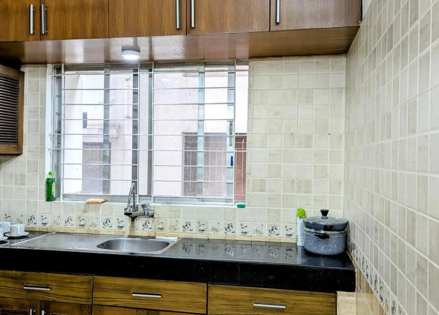 Luxurious Apartment At Banani Dhaka Bangladesh